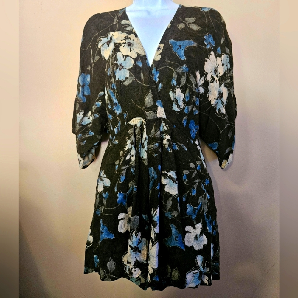 Reformation Women's Size 4 Floral Romper Kimono Sleve Jumpsuit Pockets